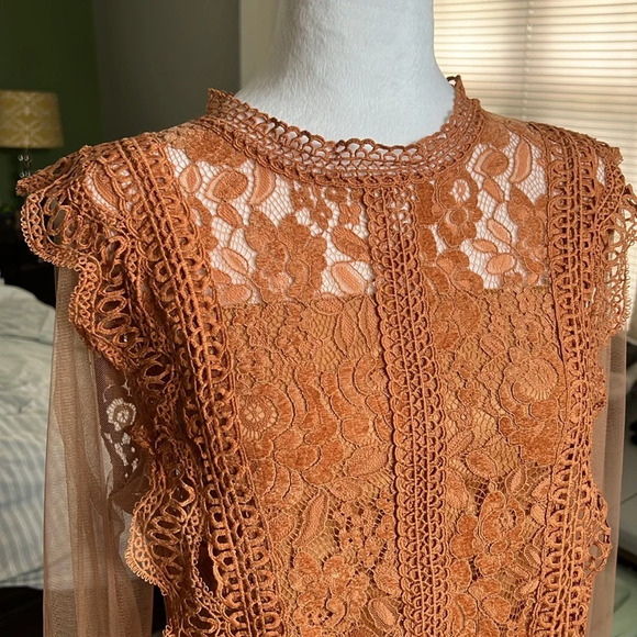 Hazel Lace Boho Top - Picture 2 of 11